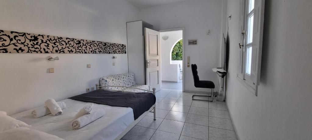 ALMA THERA Boutique Rooms - Perissa Santorini - 2