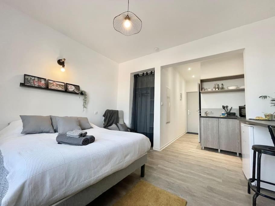 LE PARADIS FISCAL, 5min Bâle, parking privé – photo 52