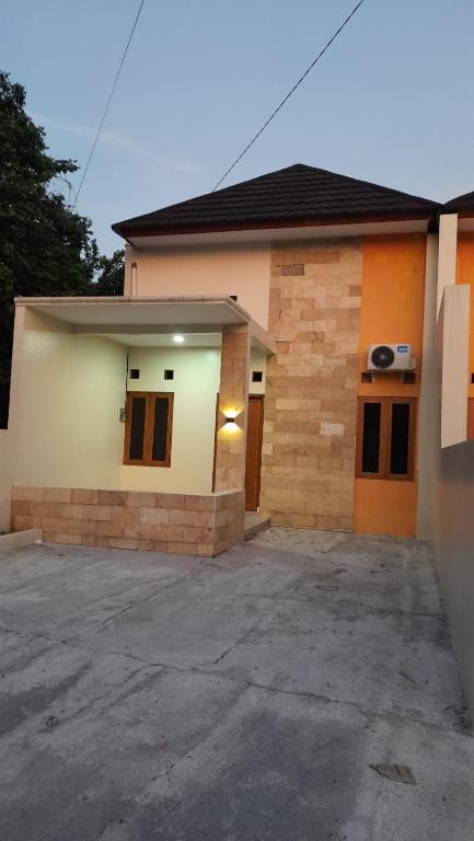 Lavanta Guest House