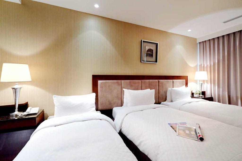 Hotel HD Palace - 三个房间
