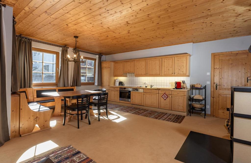 Kuchyňa alebo kuchynka v ubytovaní Appartements Planai by Schladmingurlaub