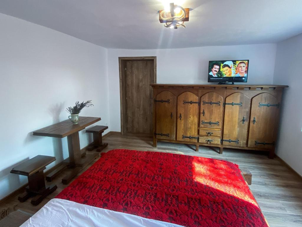 Pensiunea Casa Hărăbor - Housity