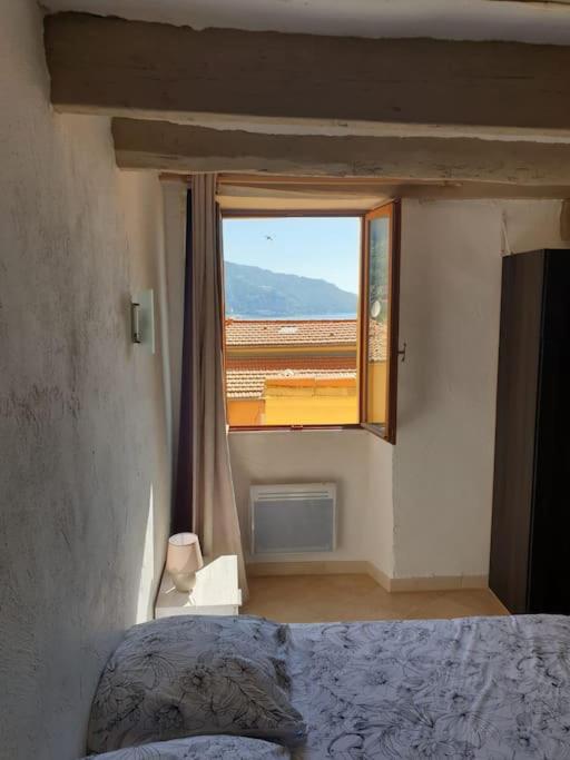 Posteľ alebo postele v izbe v ubytovaní Duplex vue mer 50m de la plage des Sablettes