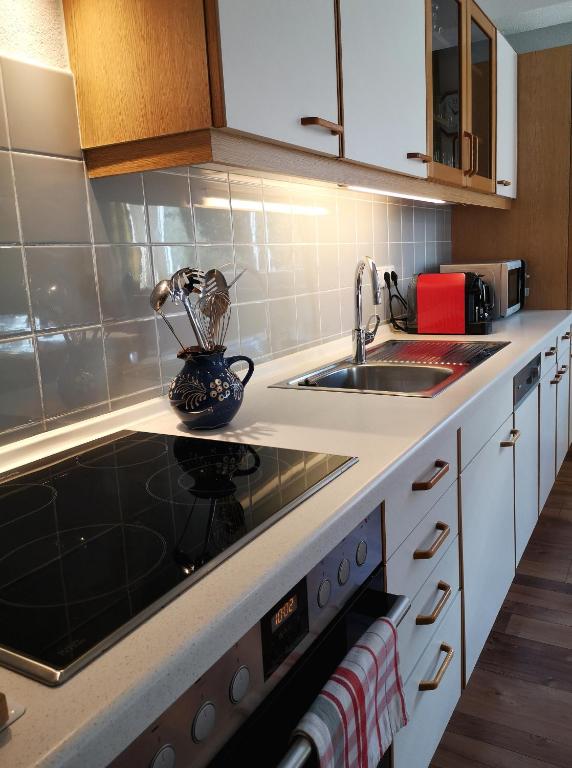 Kuchyňa alebo kuchynka v ubytovaní Ferienwohnung Judith