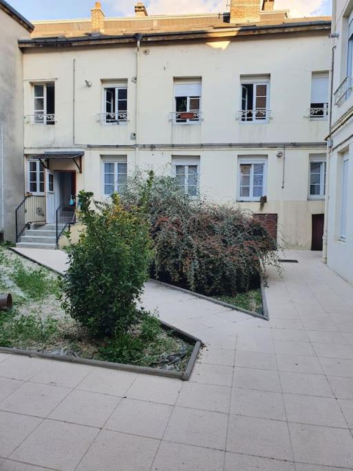 Le Studio Du Moulin - Housity