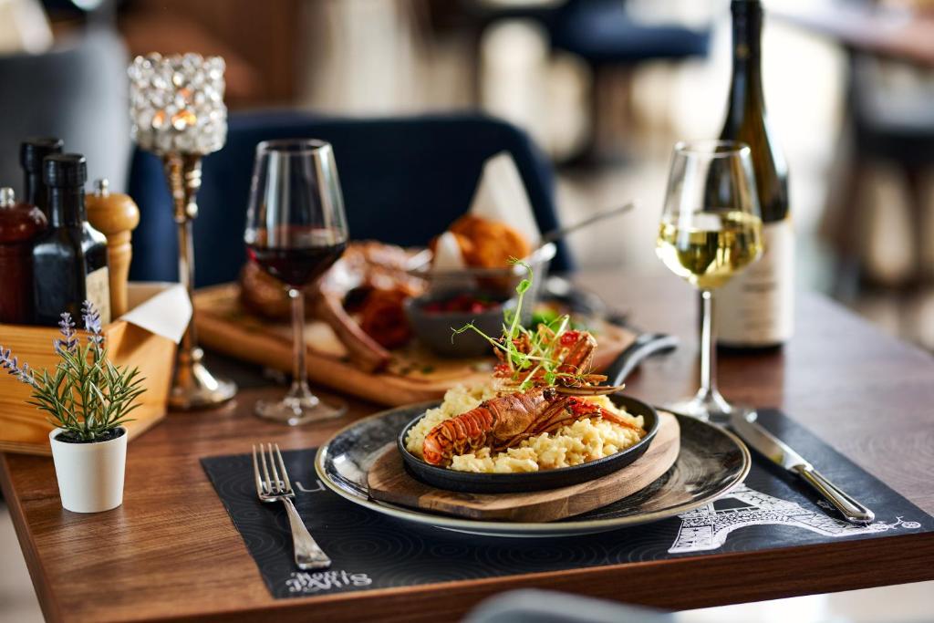 Hotel Paris - Resim 41