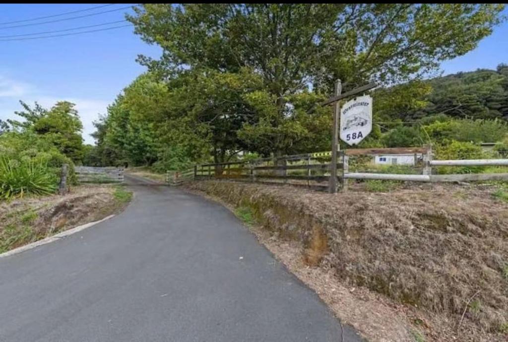 skyline mountain view Lodge up to 16 people - Resim 13