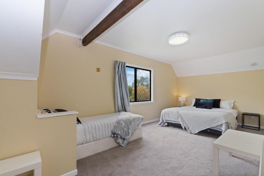 skyline mountain view Lodge up to 16 people - Resim 20