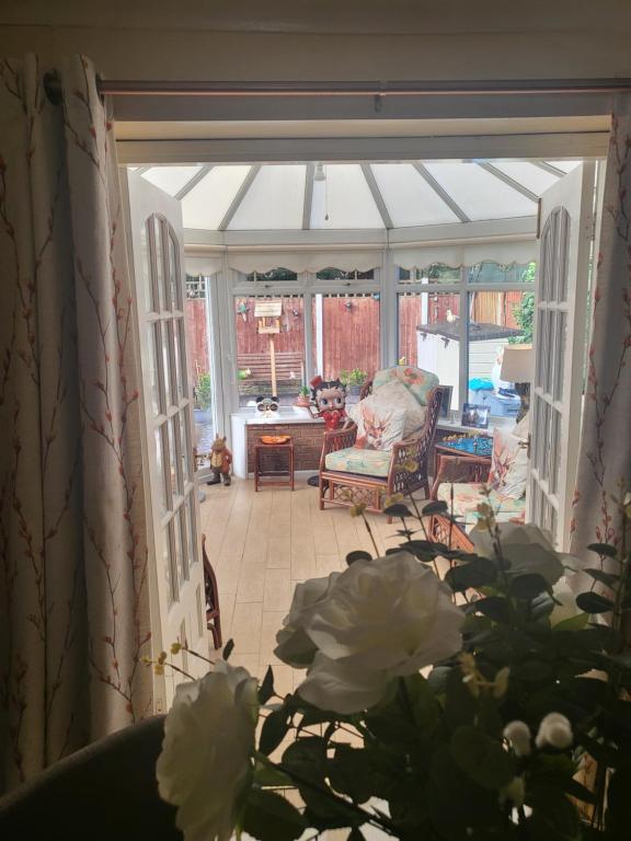 Craven Cottage, Knowsley (updated prices 2024)