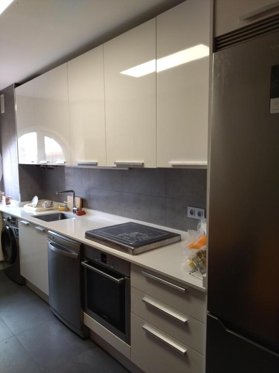 Kuchyň nebo kuchyňský kout v ubytování Preciosa Casa en Castro Urdiales