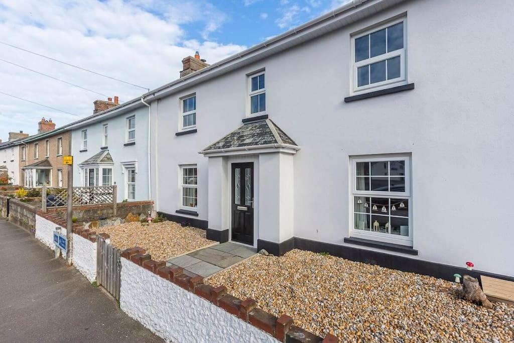 17 THE CRESCENT, Bude Updated 2023 Prices