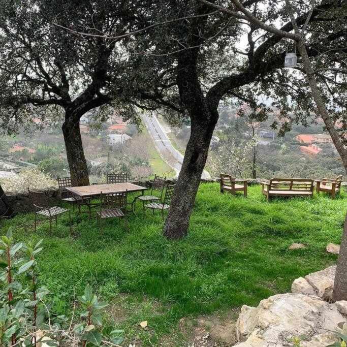Zahrada ubytování Casa rural La Casona de Monterrey