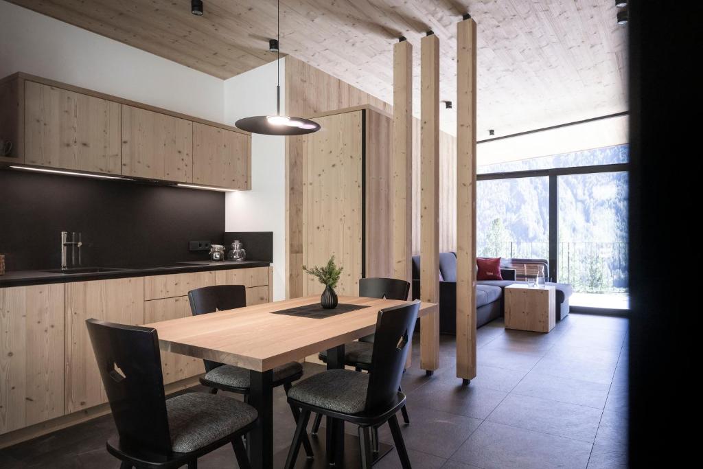 Kuchyň nebo kuchyňský kout v ubytování Stelza Nature Chalet