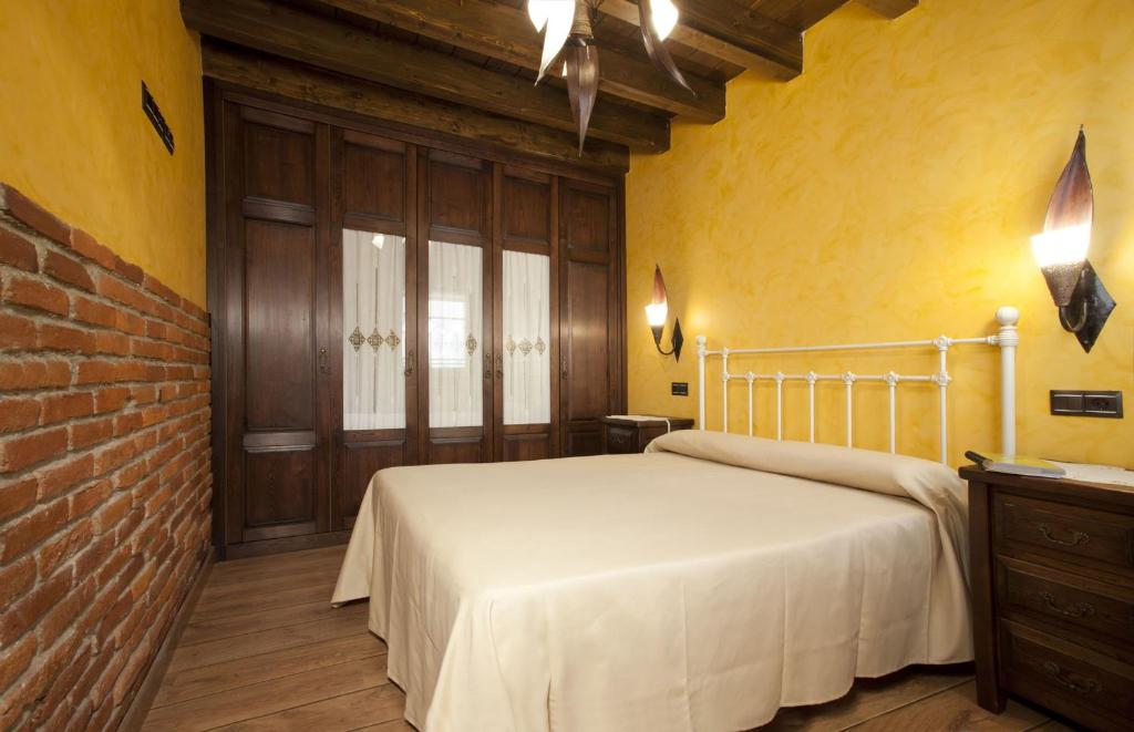Apartamentos El Aramo Asturias - Standaard Appartement (de Kerk)