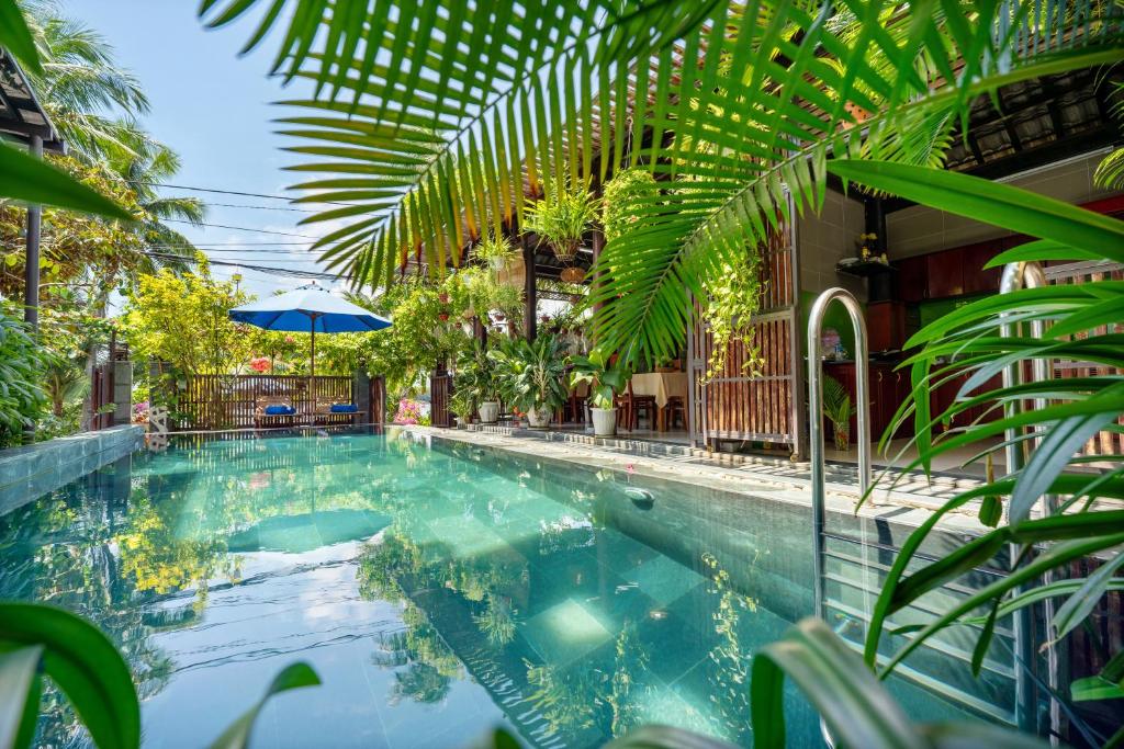 Bazén v ubytování Sands River Hoi An Villa nebo v jeho okolí