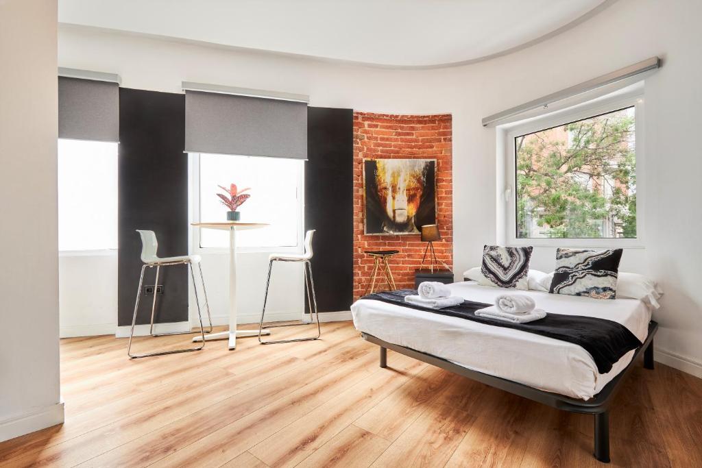 ALCALA PRIME, by Presidence Rentals