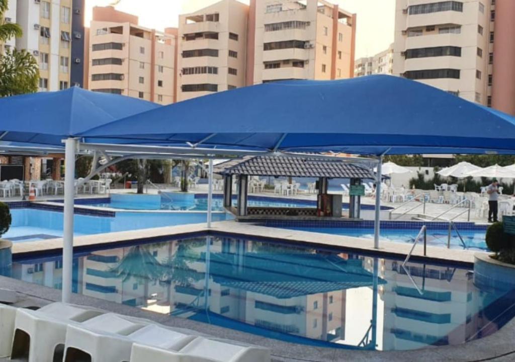 A piscina localizada em Eldorado Thermas Park Caldas Novas ou nos arredores
