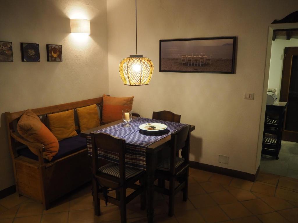 Część wypoczynkowa w obiekcie Le Querciolaie Monte Cavallo - entire house
