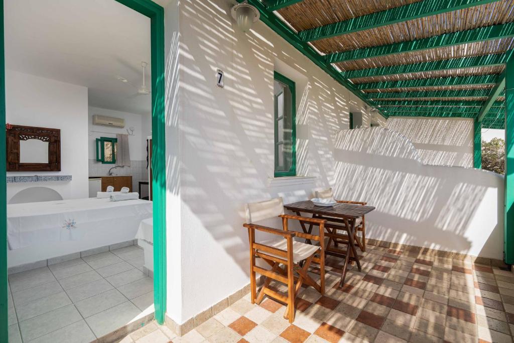 Fotografie z fotogalerie ubytování TA PLAGIA accommodation v destinaci Anafi