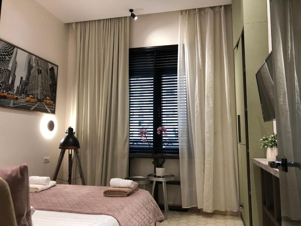 Urban Stay Tirana Deluxe - Image 5