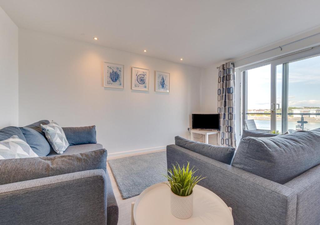 Ar Lan Y Môr, Llanelli (updated prices 2024)