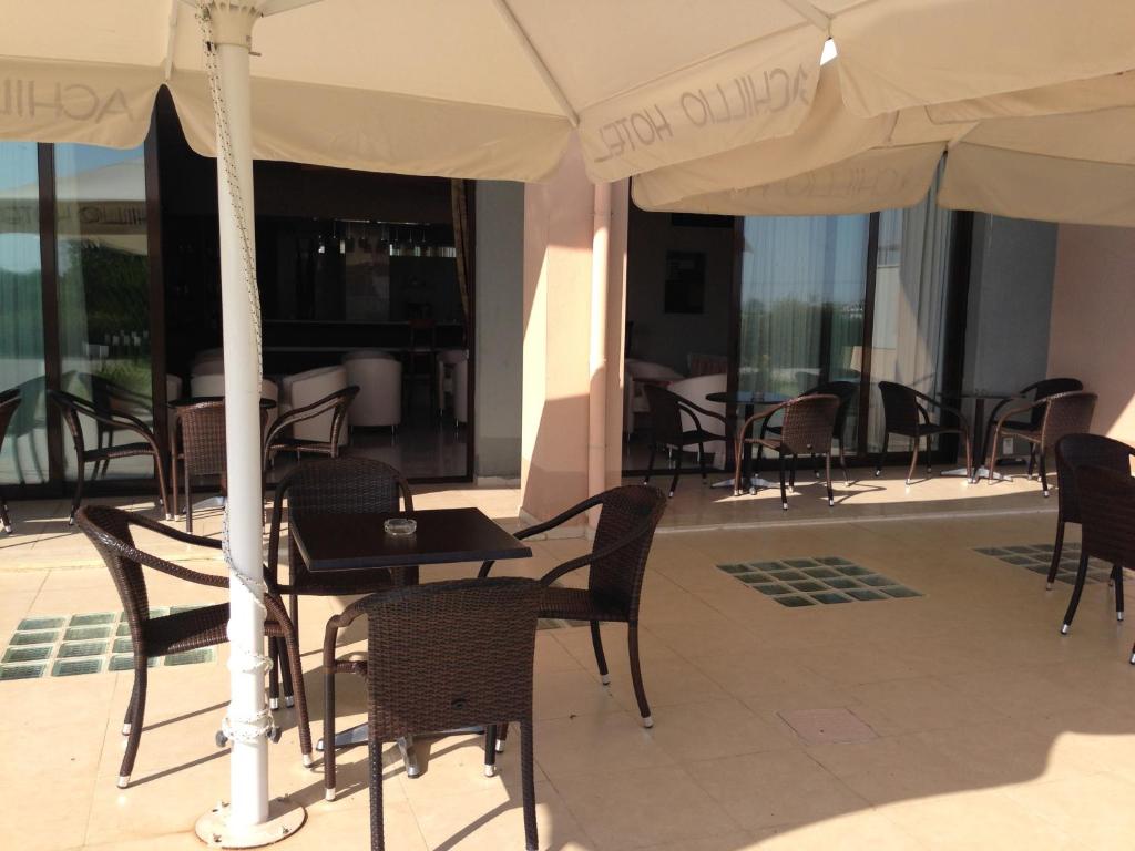Balkón nebo terasa v ubytování Achillio Hotel