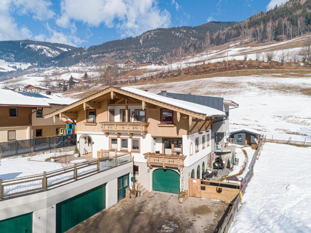 Nespecifikovaný výhled na hory nebo výhled na hory při pohledu z apartmánu