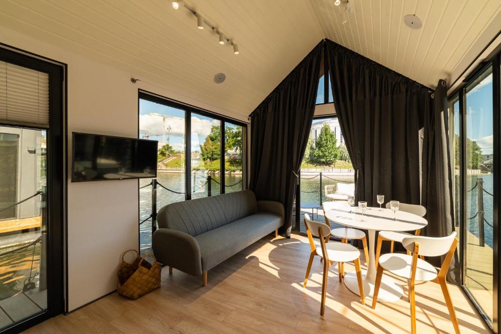 Domy Na Wodzie La Mare Houseboats Bydgoszcz - İki Yatak Odalı Daire