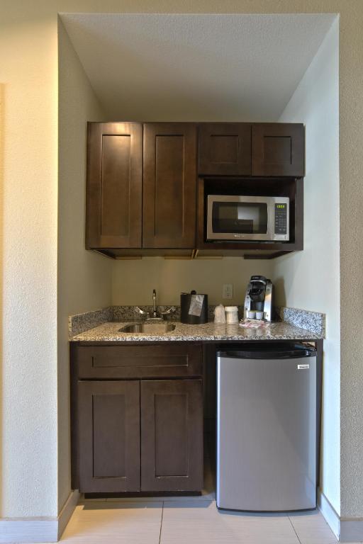 Holiday Inn & Suites San Antonio Northwest by IHG - One-Bedroom King Suite