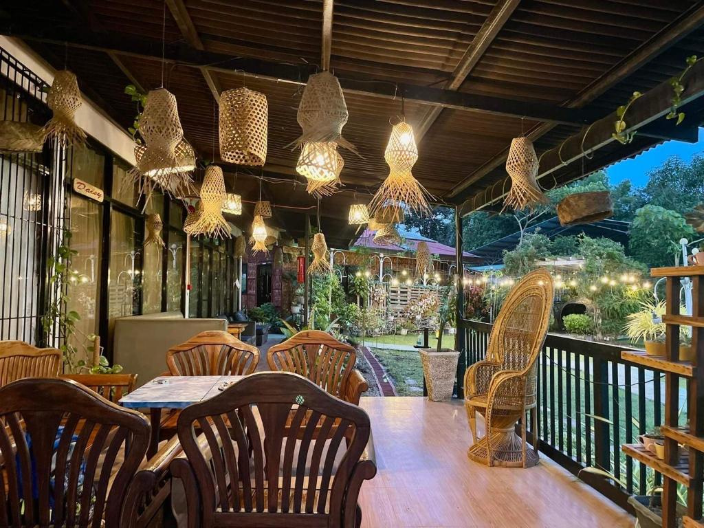 Ysa 15,000 Hearts Garden Villa