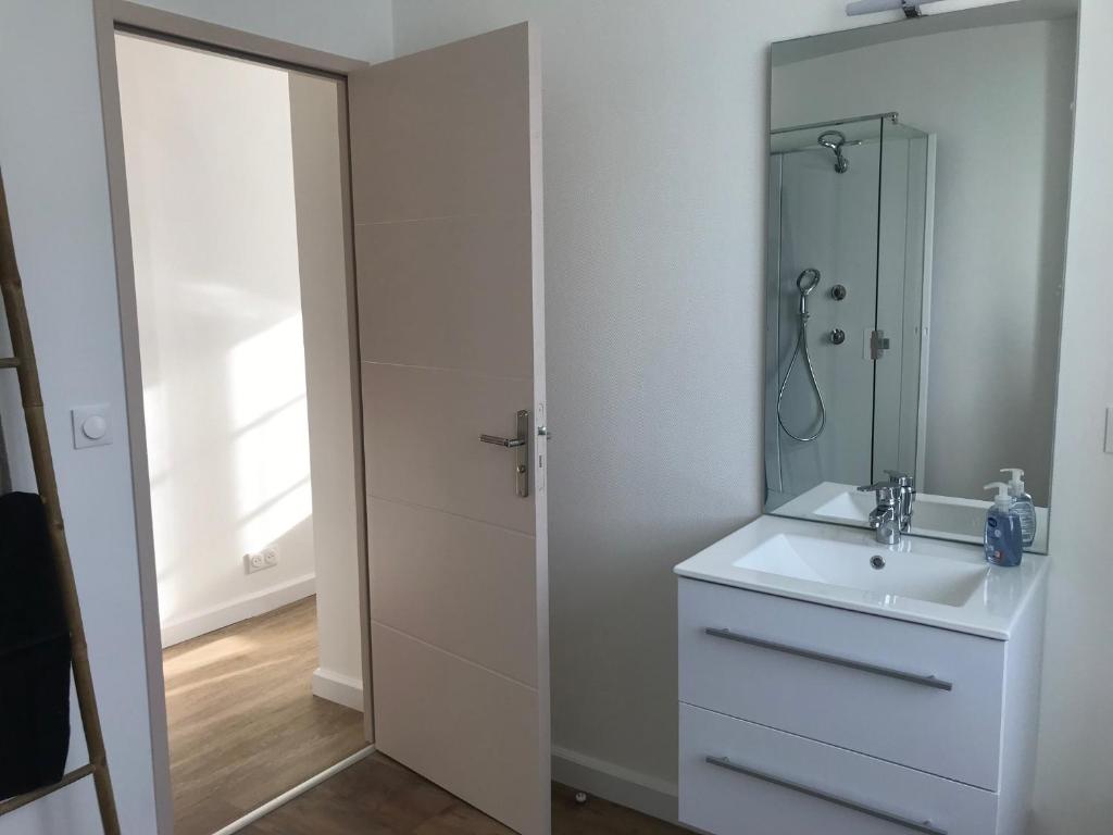 Koupelna v ubytování Auberge Ti'gousket