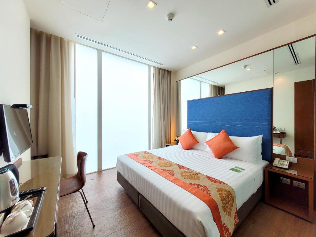 On 8 Sukhumvit Nana Bangkok by Compass Hospitality - Resim 10