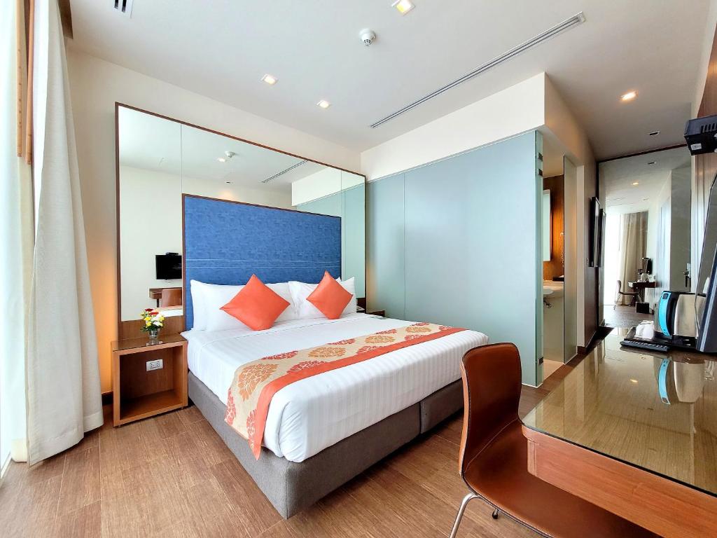 On 8 Sukhumvit Nana Bangkok by Compass Hospitality - Resim 5
