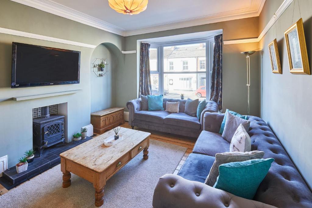 Host & Stay - High Street