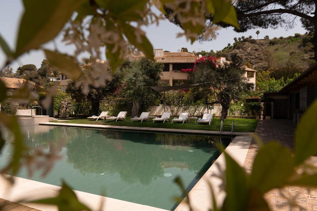 Bazén v ubytování Praia Art Resort - Small Luxury Hotels of the world nebo v jeho okolí