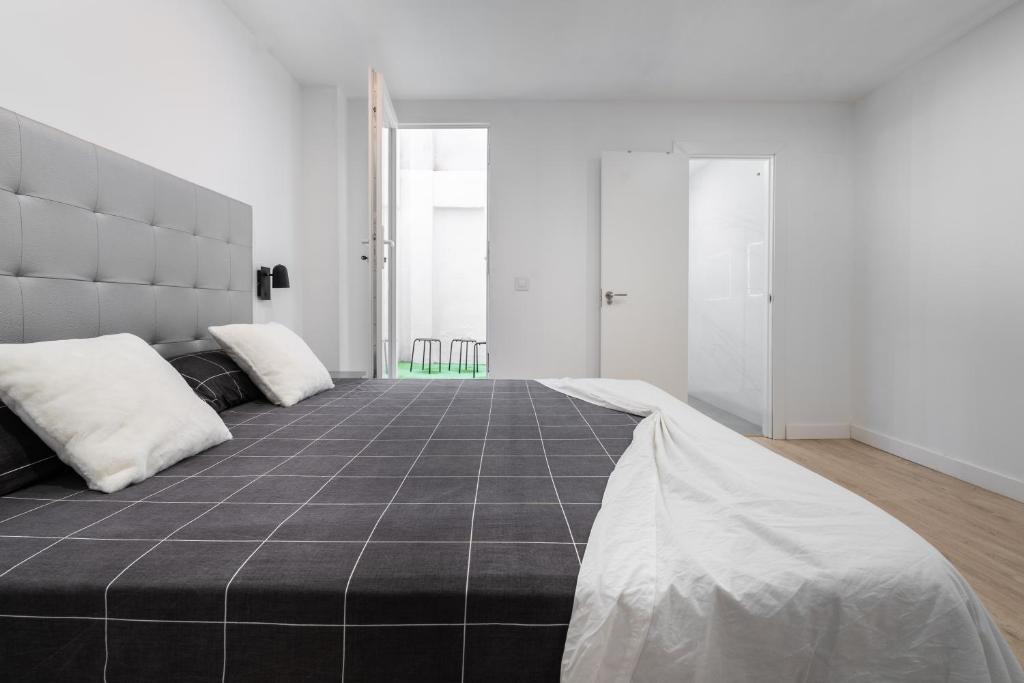 Marvelous Apartment Great Location & Terrace, Valencia ...