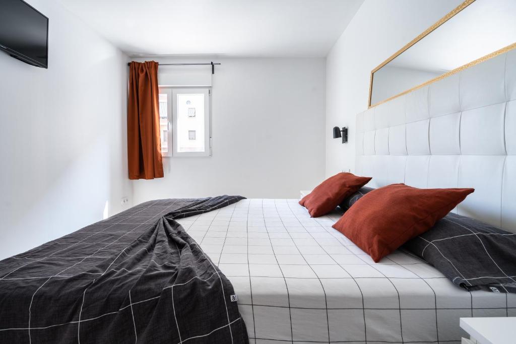 Marvelous Apartment Great Location & Terrace, Valencia ...