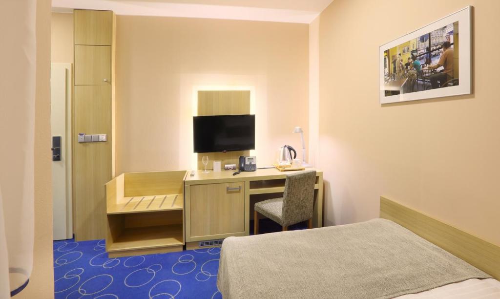Amarilis - Economy Single Room Without Daylight