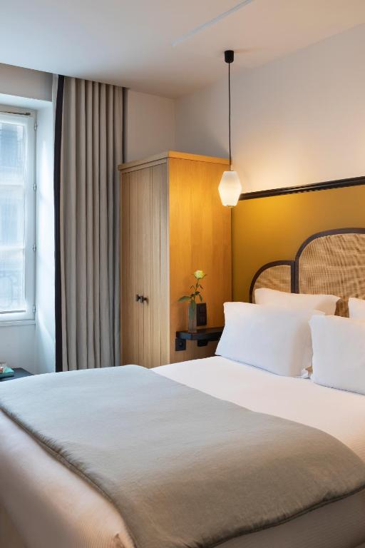 4⋆ THE CHESS HOTEL ≡ Paris, France ≡ Lowest Booking Rates For
