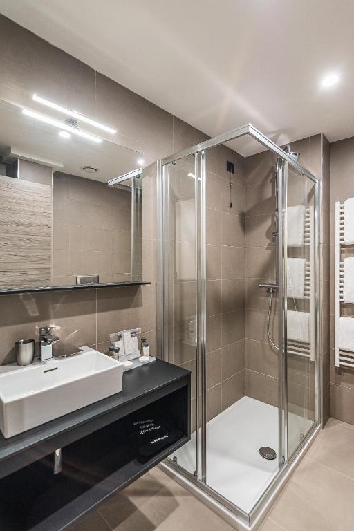 Łazienka w obiekcie BB Hotels Smarthotel Duomo