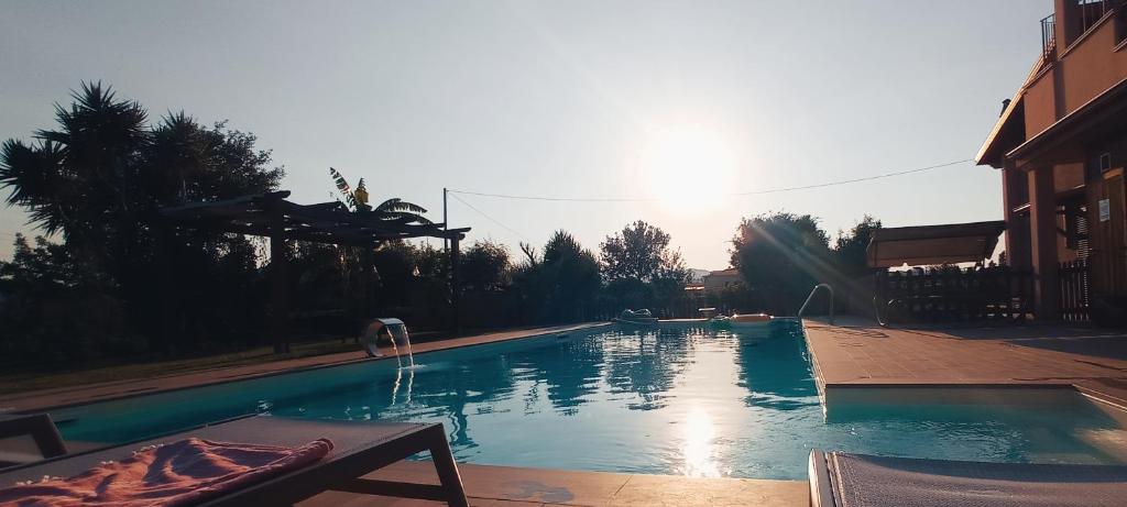 Bazén v ubytování Prima Luce nebo v jeho okolí