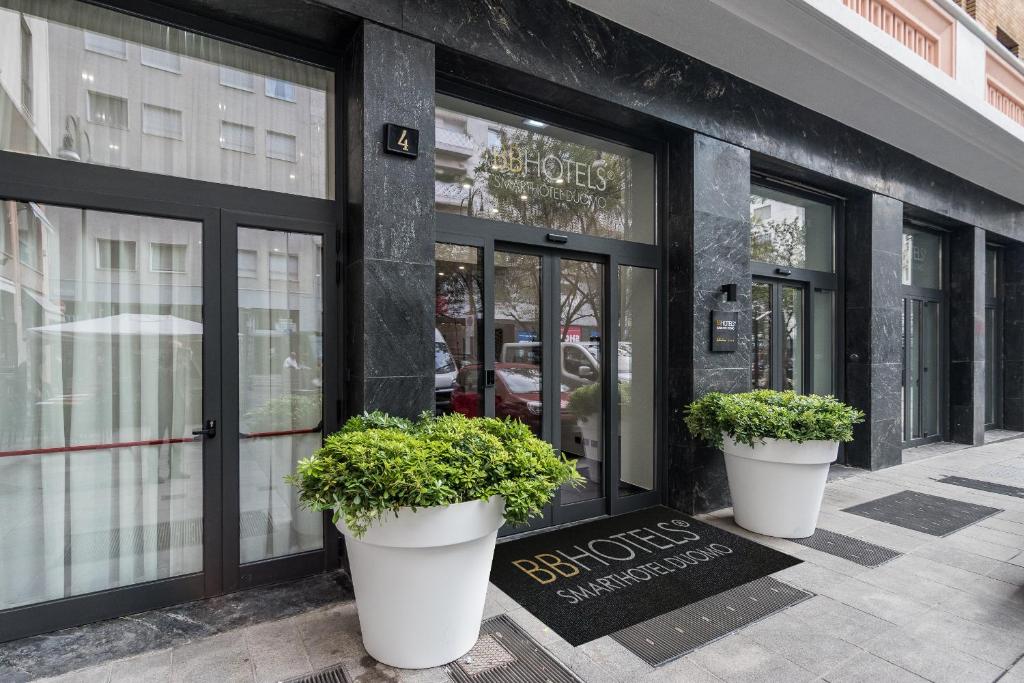 Fasada lub wejście do obiektu BB Hotels Smarthotel Duomo