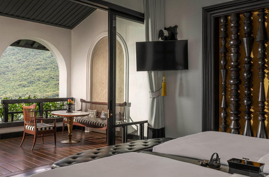 אינטרקונטיננטל דה נאנג סאן פנינסולה InterContinental Danang Sun Peninsula Resort – תמונה 1