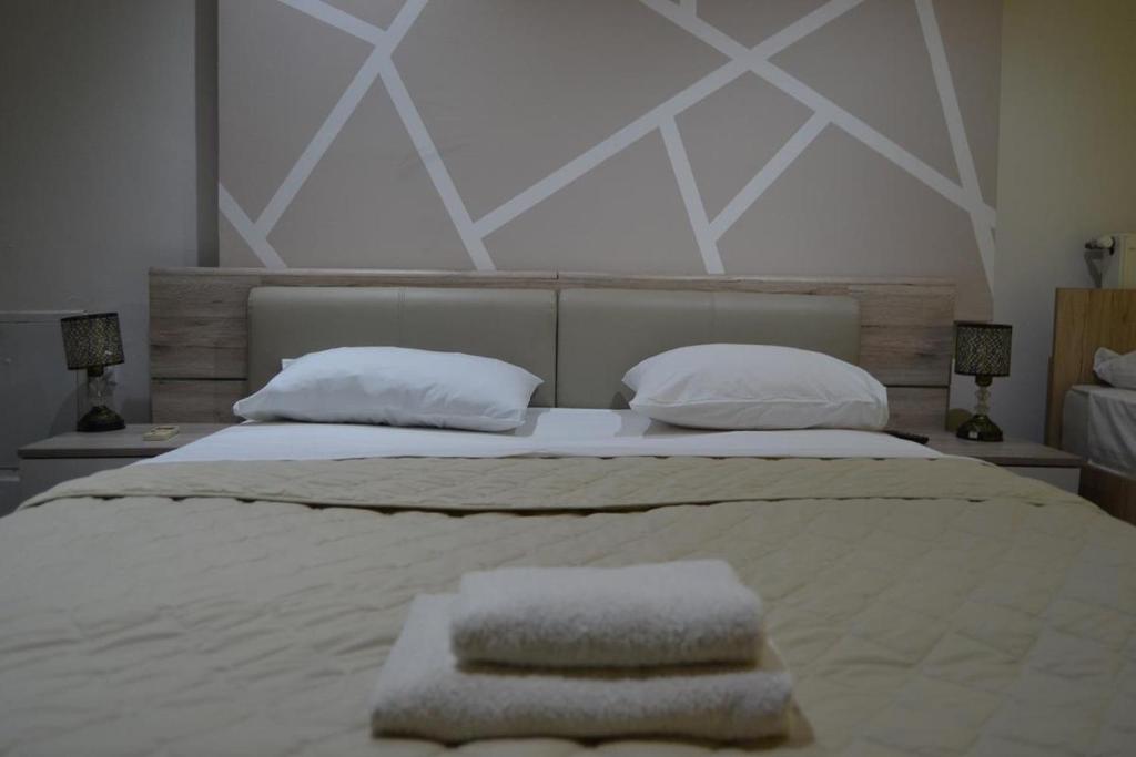 LIRA EXCELLENT NIS - Resim 16