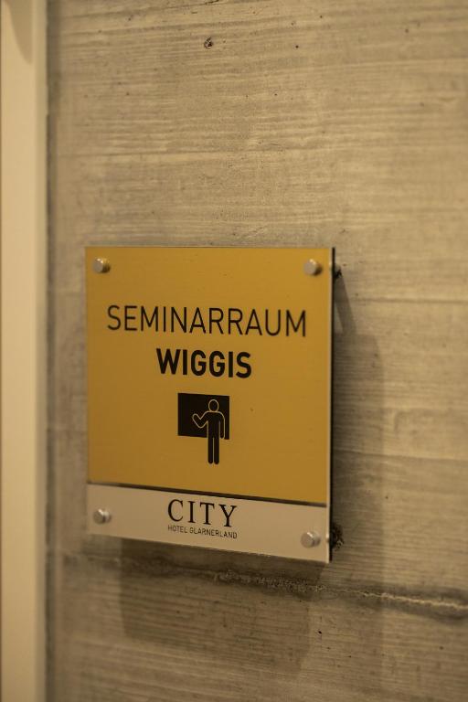 Certifikát, hodnocení, plakát nebo jiný dokument vystavený v ubytování City Hotel Glarnerland