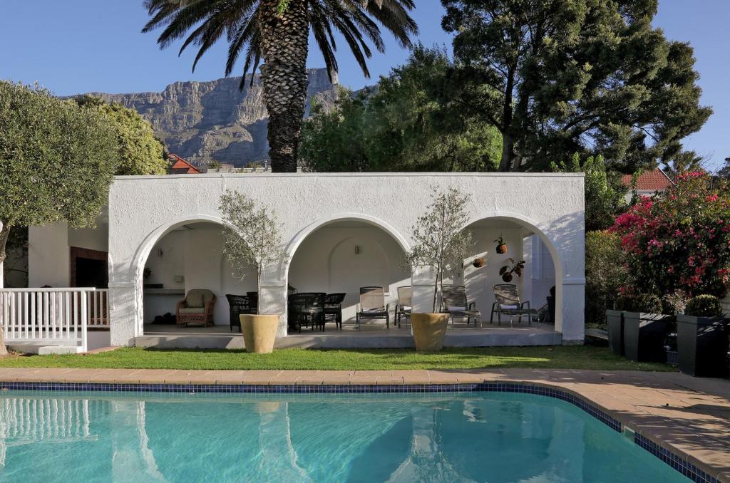 1 Kensington 6 Bedroom, Cape Town (updated prices 2024)