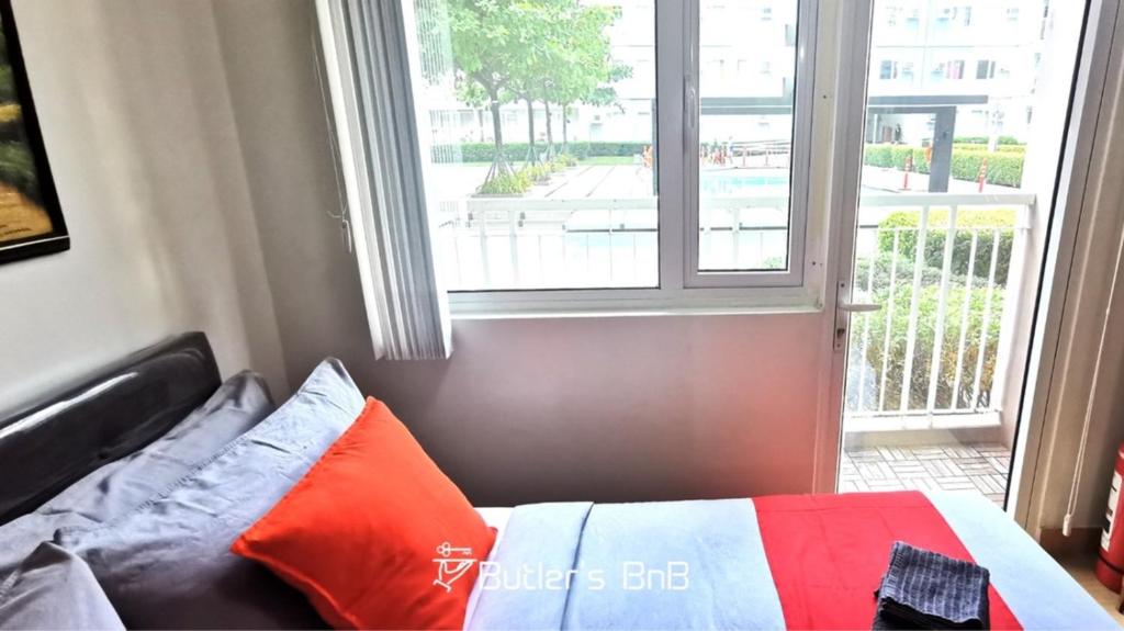 Butler's BnB @ Trees Residences QC Phil - Family Suite With Balcony