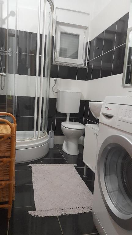Koupelna v ubytování Apartmani Ivanković