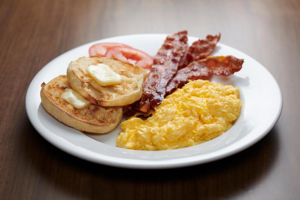 Staybridge Suites Charlottesville Airport by IHG photo