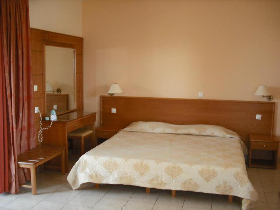 Studio (2 Adults)